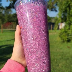 32 Oz Color Changing Snowglobe Acrylic Tumbler